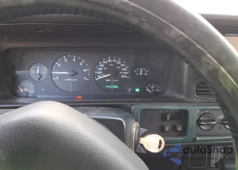 1997 Jeep Grand Cherokee Laredo/Tsi z USA, uszkodzony, nr VIN 1J4GZ58S7VC730737